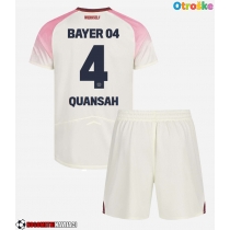 Otroške Nogometnih dresov Bayer Leverkusen Jarell Quansah #4 Gostujoči 2025-26 Kratki rokavi (+ hlače)